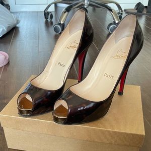 Christian Louboutin Very Prive